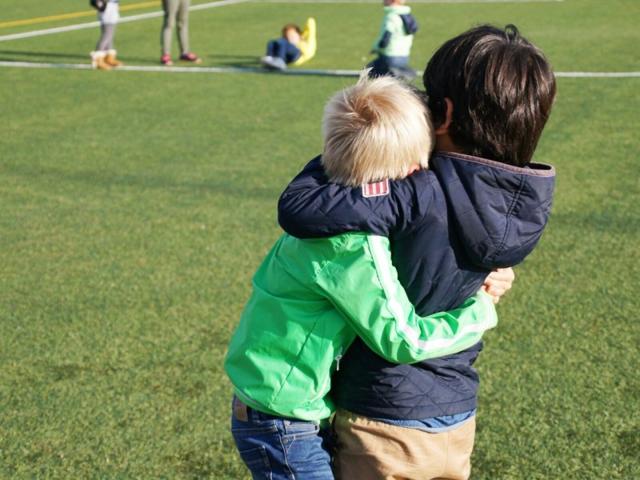 Vrienden maken bij BLOS kinderopvang Den Haag Sport BSO Guido de Moorstraat