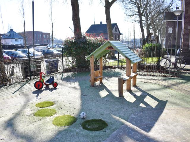 Tuin van BLOS kinderopvang kinderdagverblijf Nieuwegein Prins Clausstraat