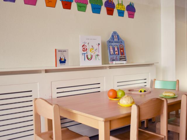 Speeltafel bij BLOS kinderopvang Amersfoort kinderdagverblijf Albert Schweitzersingel